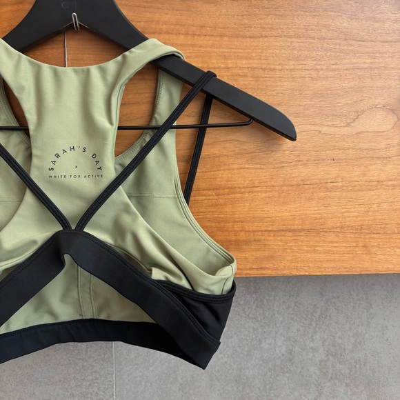 Sarah's Day x White Fox Active Sezzy Luxe Bra, Size M - Picture 8 of 10